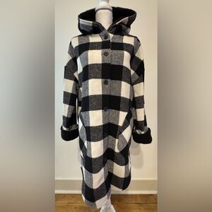 NEW RDI Black & White Buffalo Plaid Long Coat Faux Shearling Hood & Cuffs Size M